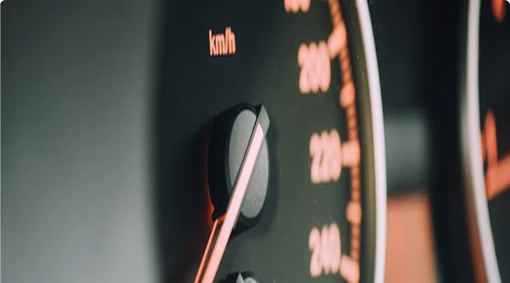 بطاريات المركبات الكهربائية الصناعية والتجارية